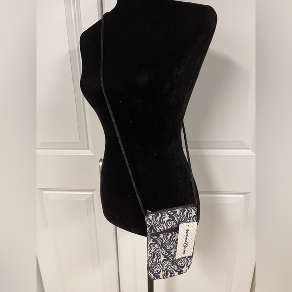 Duchess & Duke Neck Wallet - Picture 2 of 2